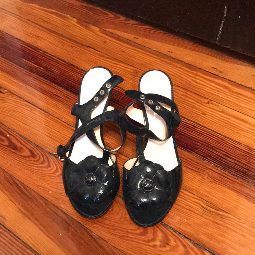 A pair of coach poppy heels, size 8
